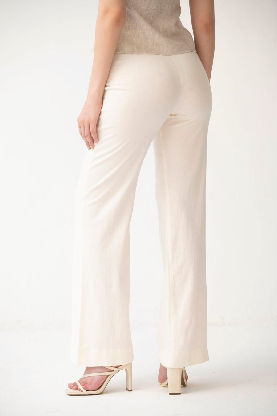 The Harlow Pants in Cream
